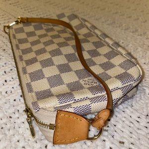 LOUIS VUITTON Damier Azur Pochette Accessories